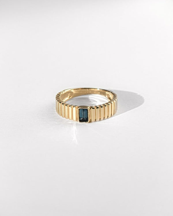 Saturn Ribbed Ring in Gold Vermeil